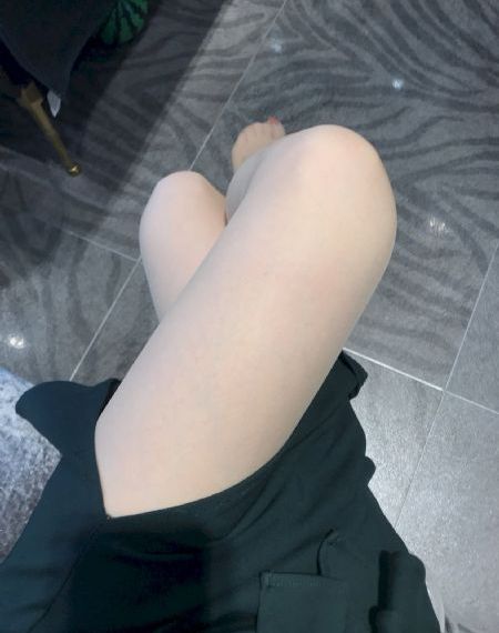 年轻的秘书_剧情片在线手机播放