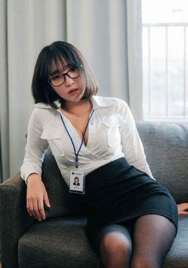 年轻的阿姨2在线观看_BD国语手机在线看