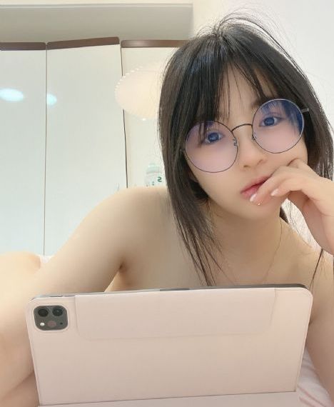 韩国电影片丑闻_国产剧HD高清在线观看