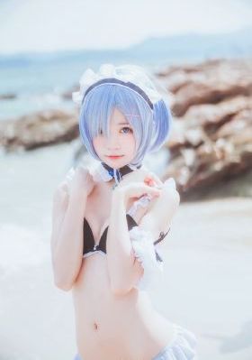 加勒比女海盗_720电影完整版