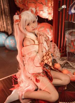 女大学生沙龙服务_剧情片天堂在线